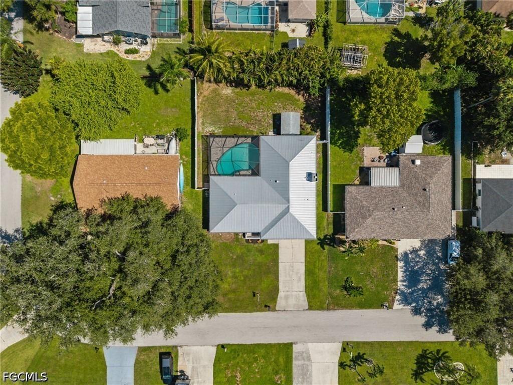 Macbeth Ln, Fort Myers, FL 33908