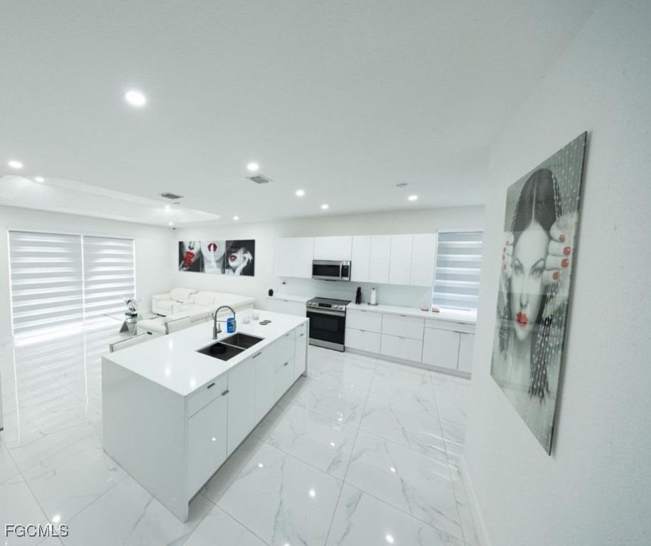 Ne 39th Ter, Homestead, FL 33033