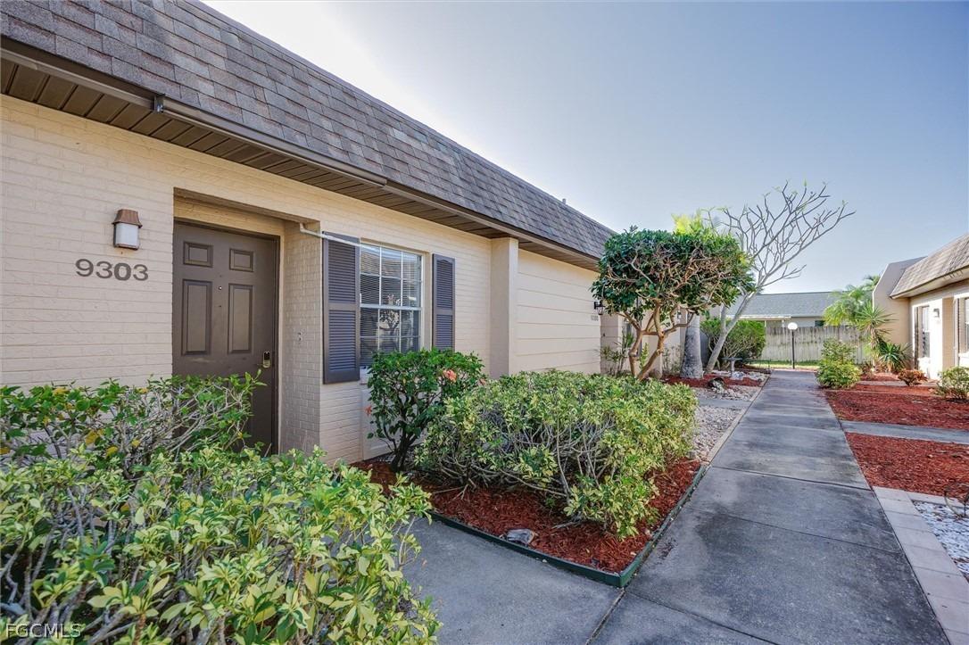 Lennex Ln, Fort Myers, FL 33919