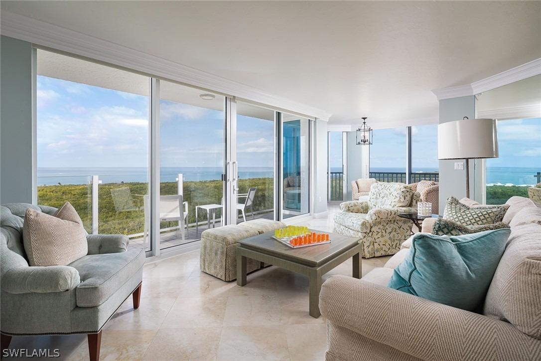 Pelican Bay Blvd, Naples, FL 34108