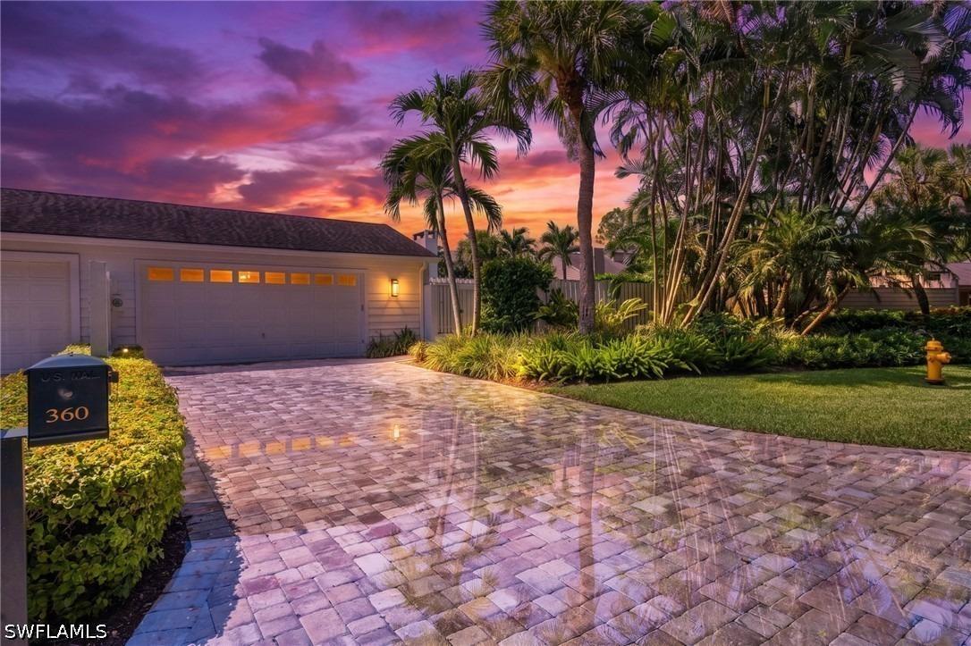 Edgemere Way N, Naples, FL 34105