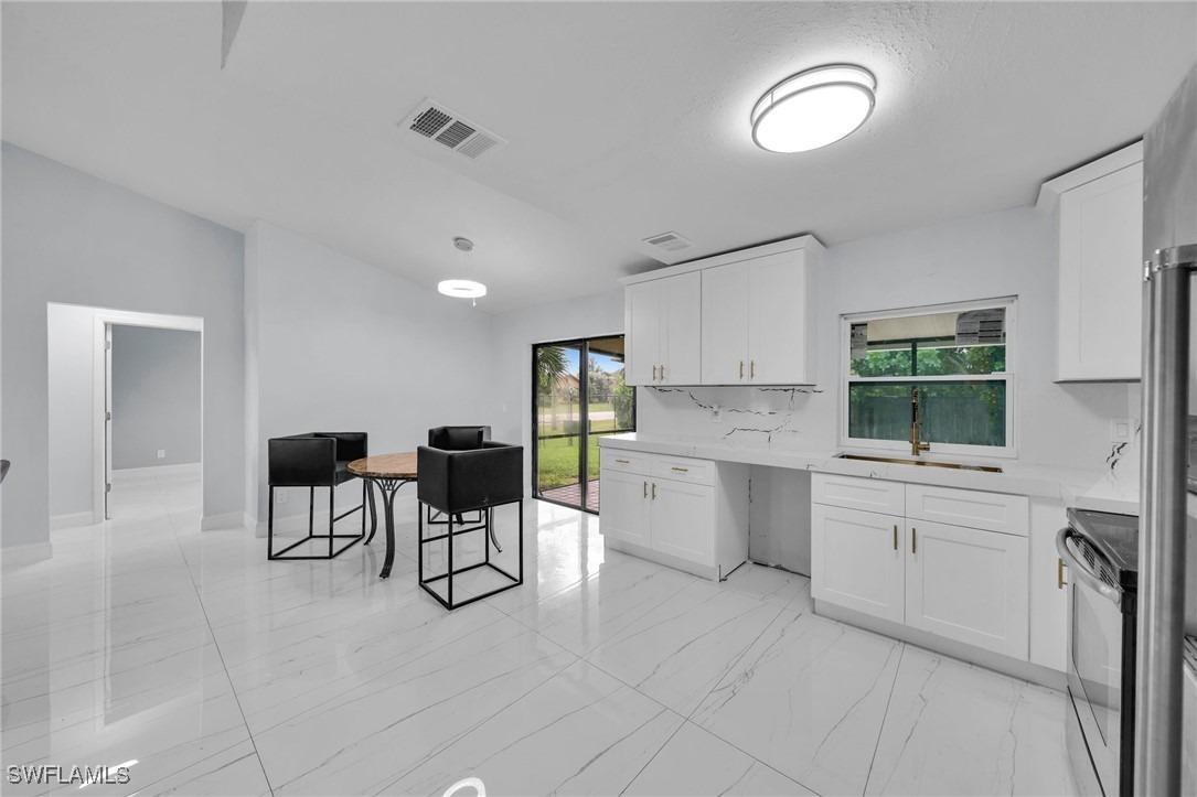 Coral Dr, Fort Myers, FL 33967