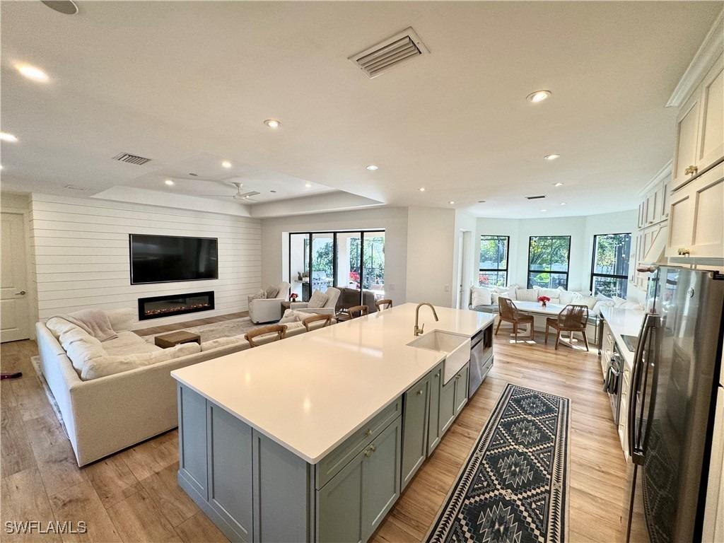 Del Lago Way, Bonita Springs, FL 34135