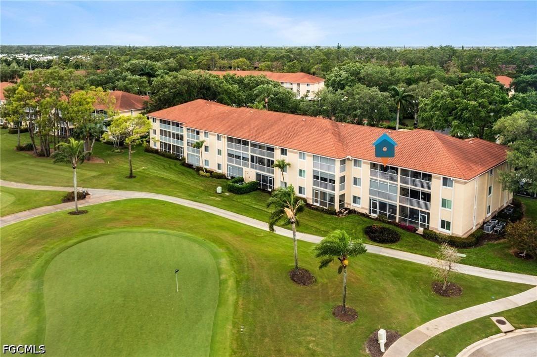 Amberly Cir, Naples, FL 34112