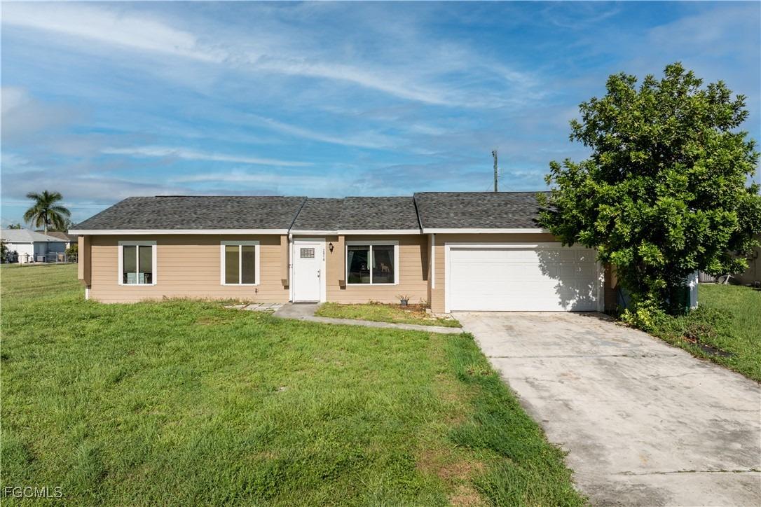 Ne 5th Pl, Cape Coral, FL 33909