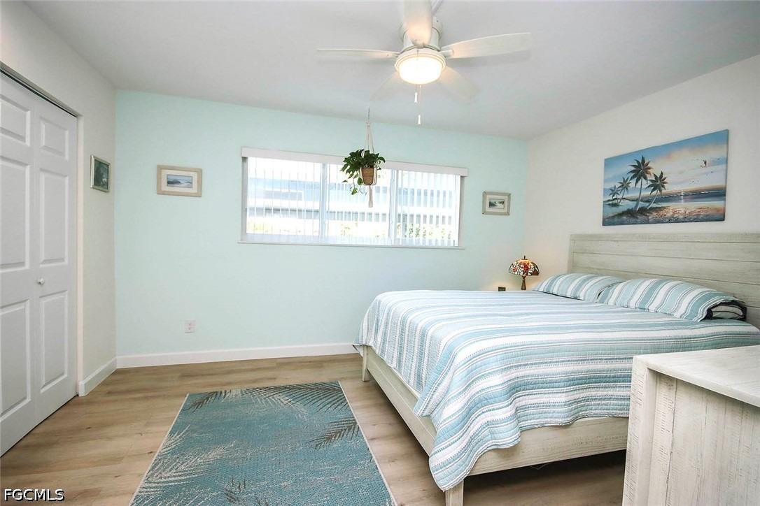 Periwinkle Way, Sanibel, FL 33957
