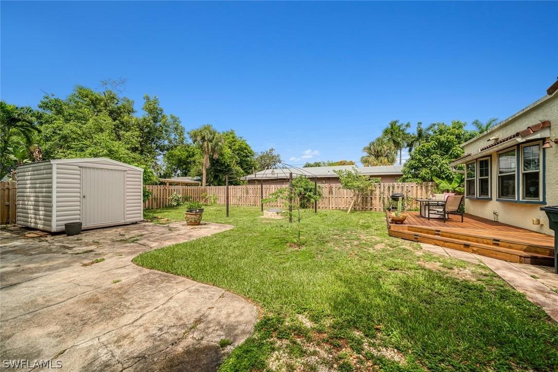 Alcazar Ave, Fort Myers, FL 33901