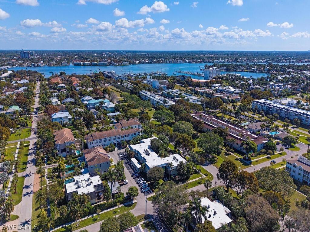 Broad Ave S, Naples, FL 34102