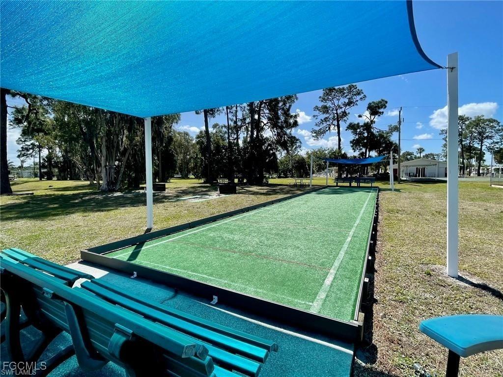 Lazy Ln, North Fort Myers, FL 33917