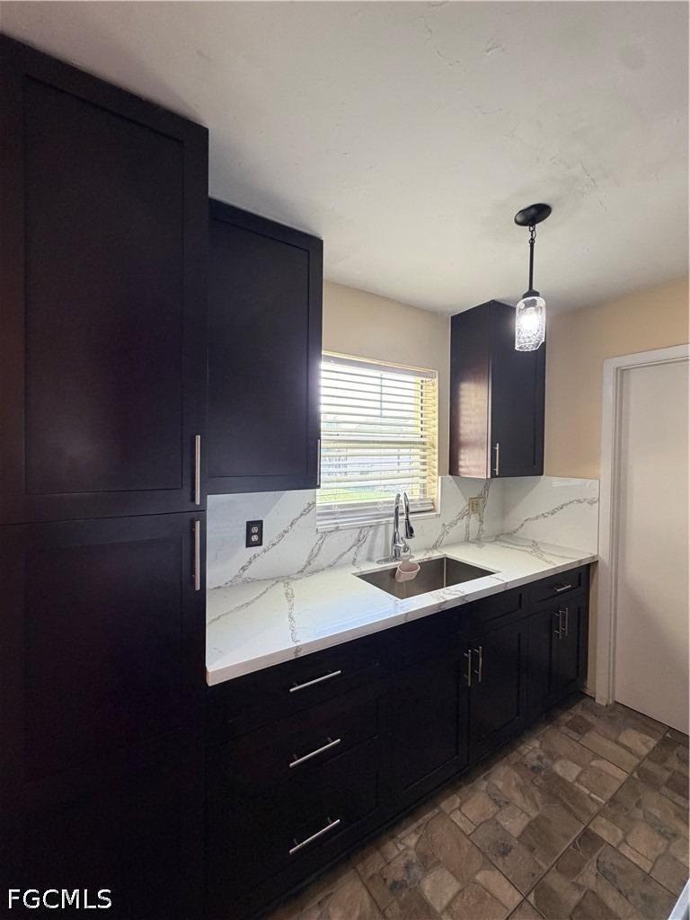W Alverdez Ave, Clewiston, FL 33440