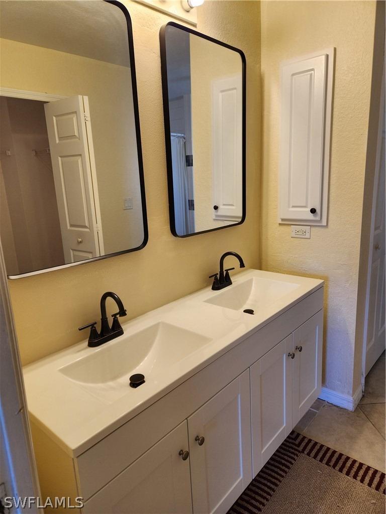 Nw 9th St, Cape Coral, FL 33993