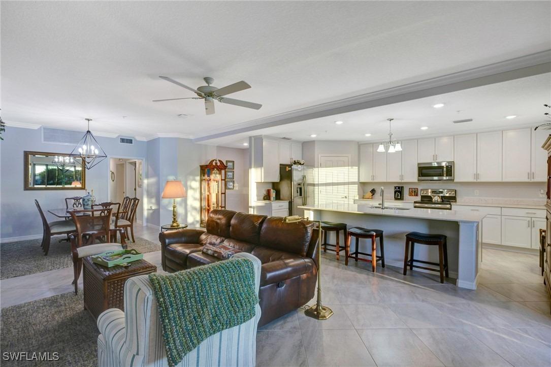 Montserrat Ln, Naples, FL 34120