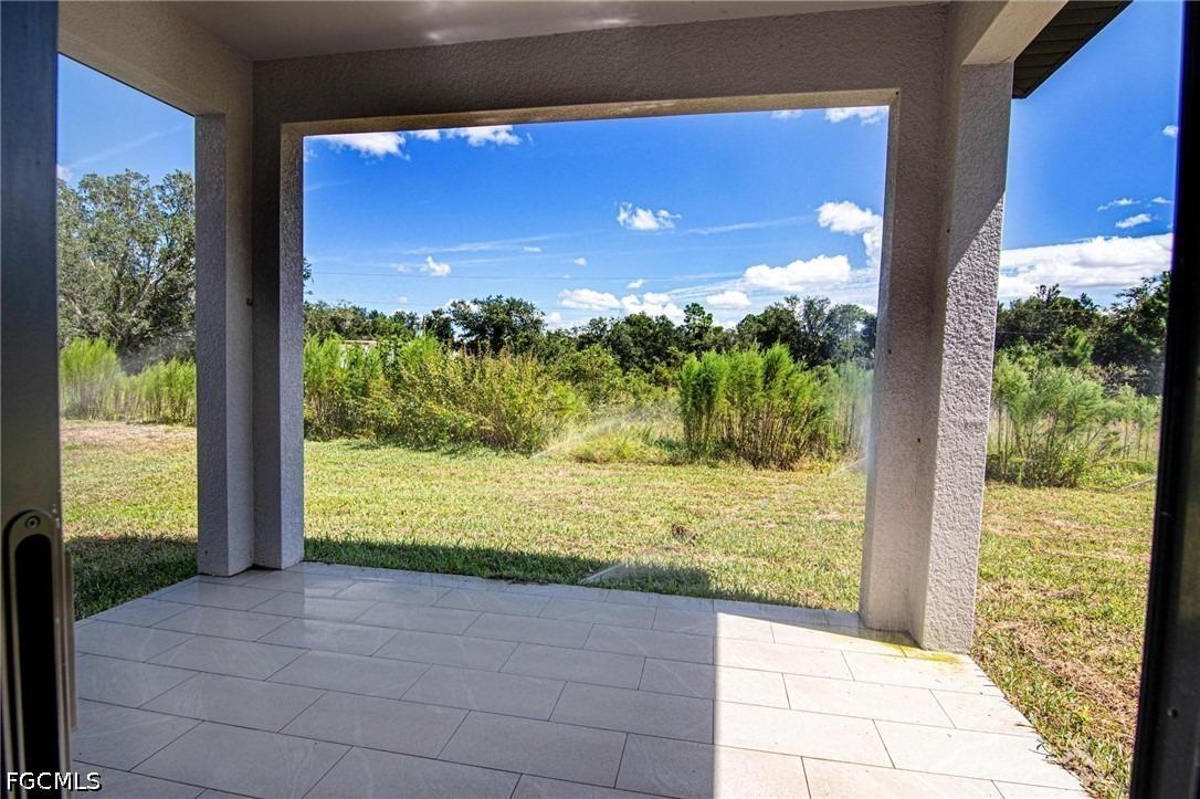 Lindsay St, Lehigh Acres, FL 33972
