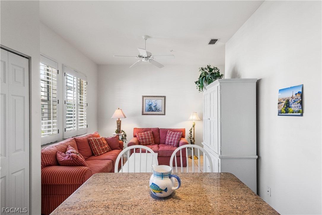 L Ambiance Cir, Naples, FL 34108