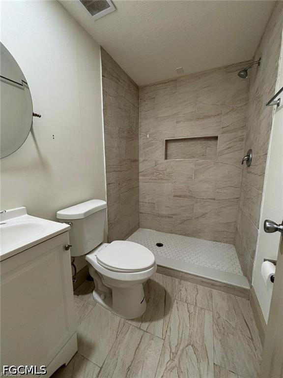 27th St W, Lehigh Acres, FL 33971