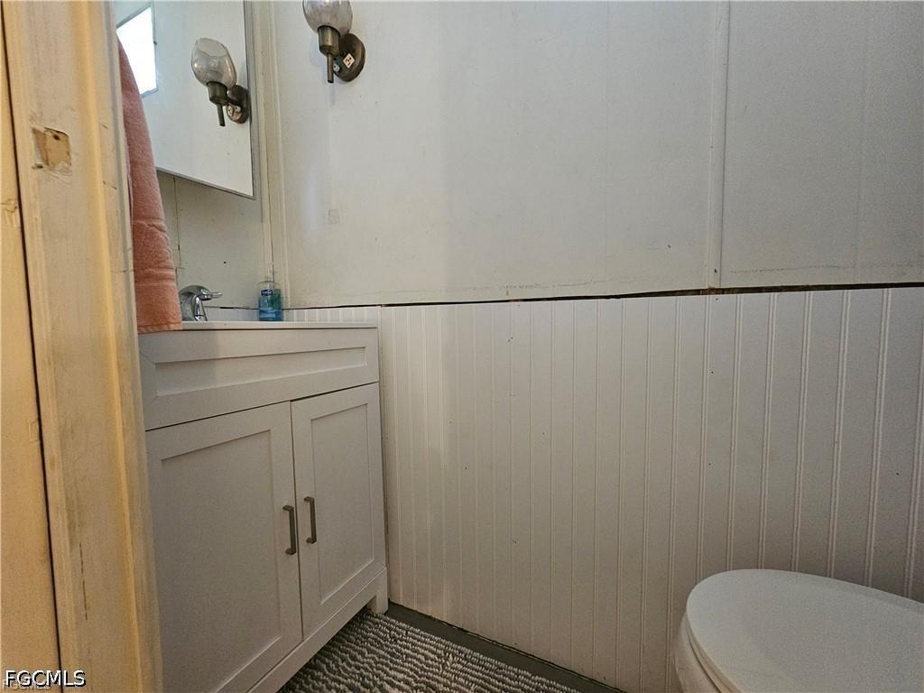 Unique Cir, Fort Myers, FL 33908