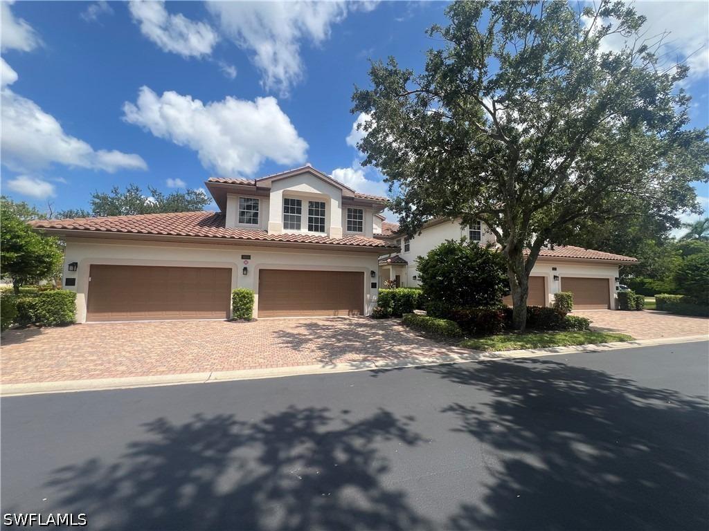 Saratoga Dr, Naples, FL 34113