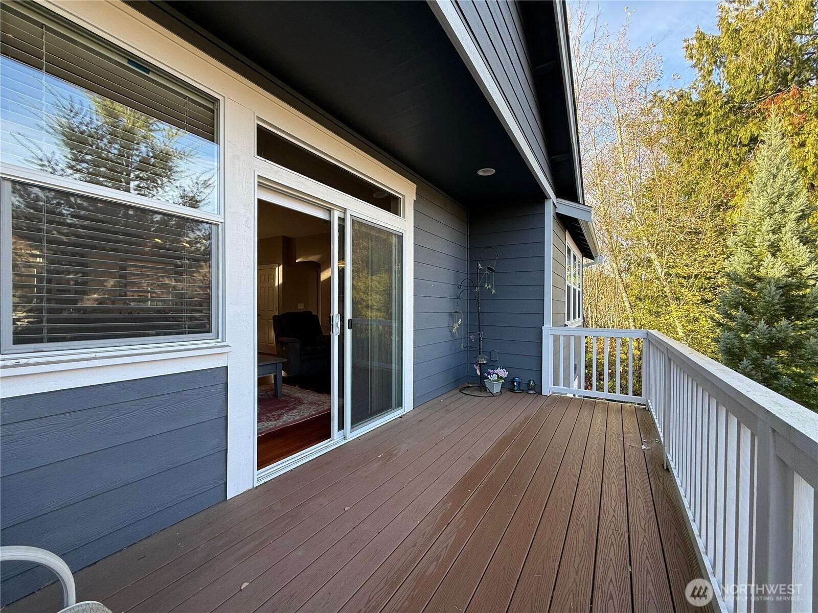 Broadway St, Mount Vernon, WA 98274