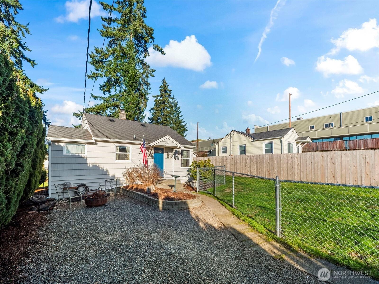 Sheridan Rd, Bremerton, WA 98310
