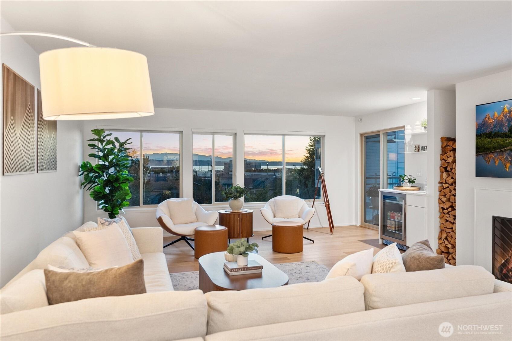 James St, Edmonds, WA 98020