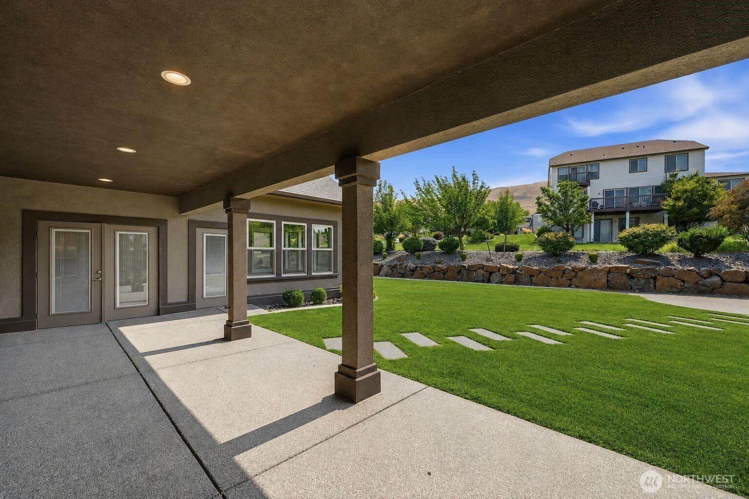 W 49th Ave, Kennewick, WA 99337