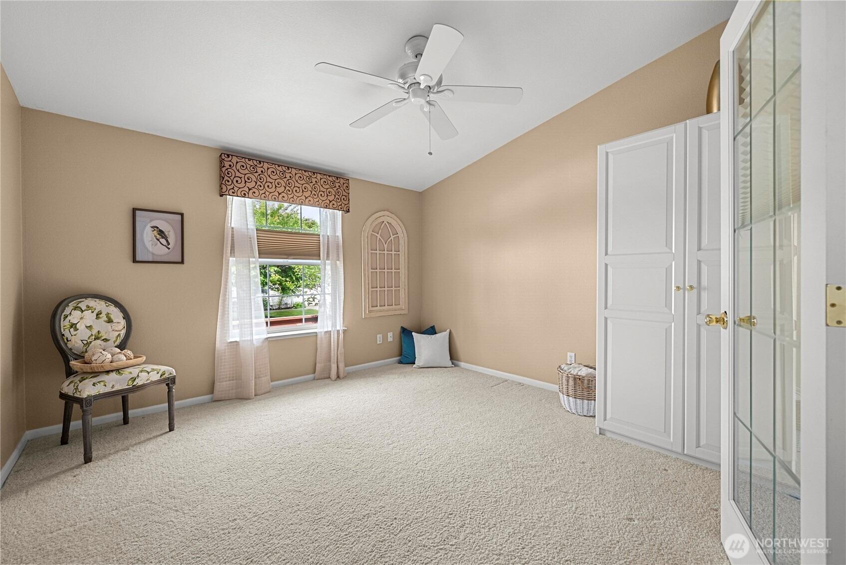 221st Ln Se, Maple Valley, WA 98038
