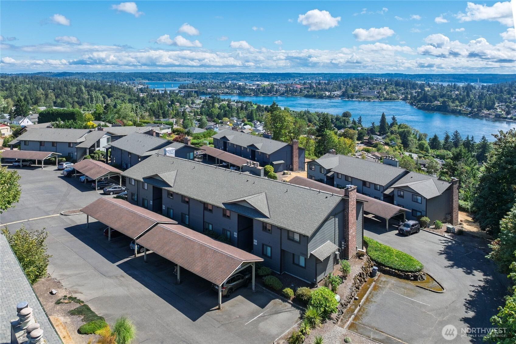 Narrows View Ln Ne, Bremerton, WA 98310