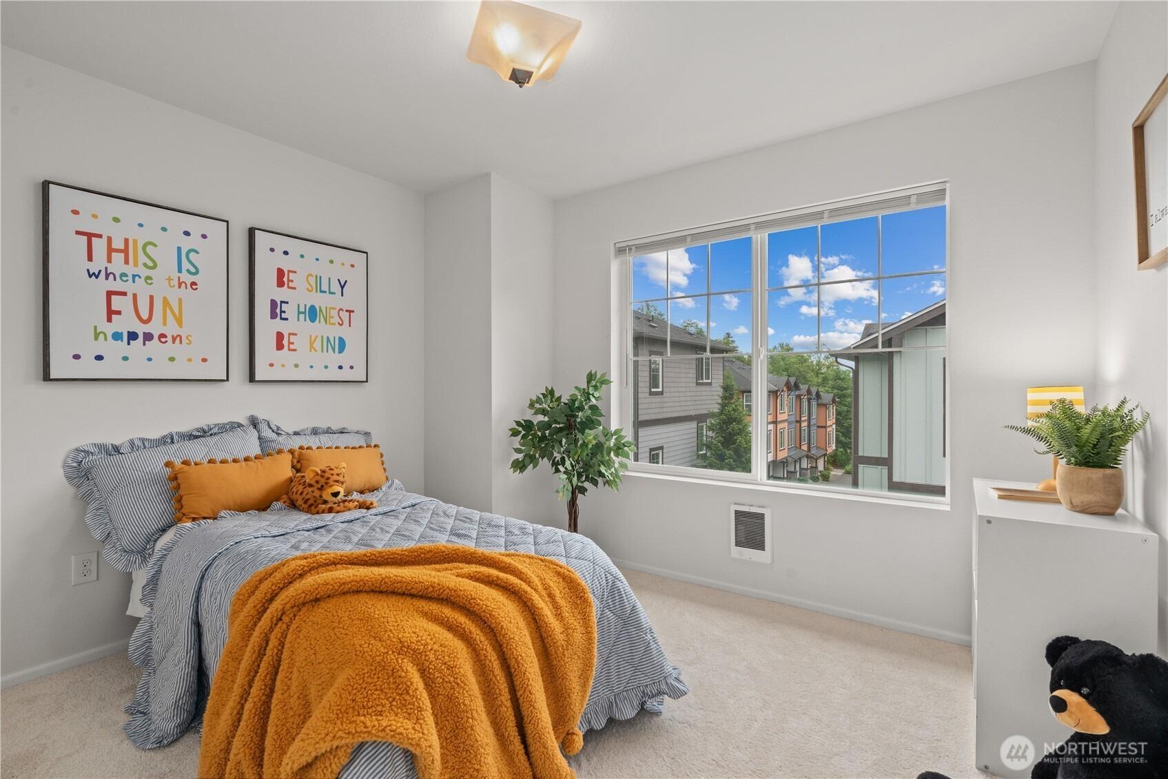 Ne 103rd Ct, Redmond, WA 98052