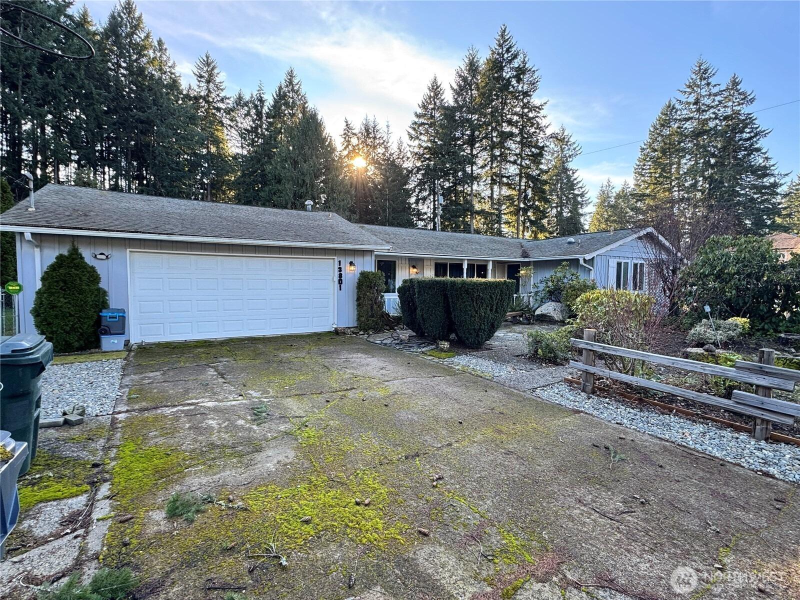Dana Ln E, Puyallup, WA 98373