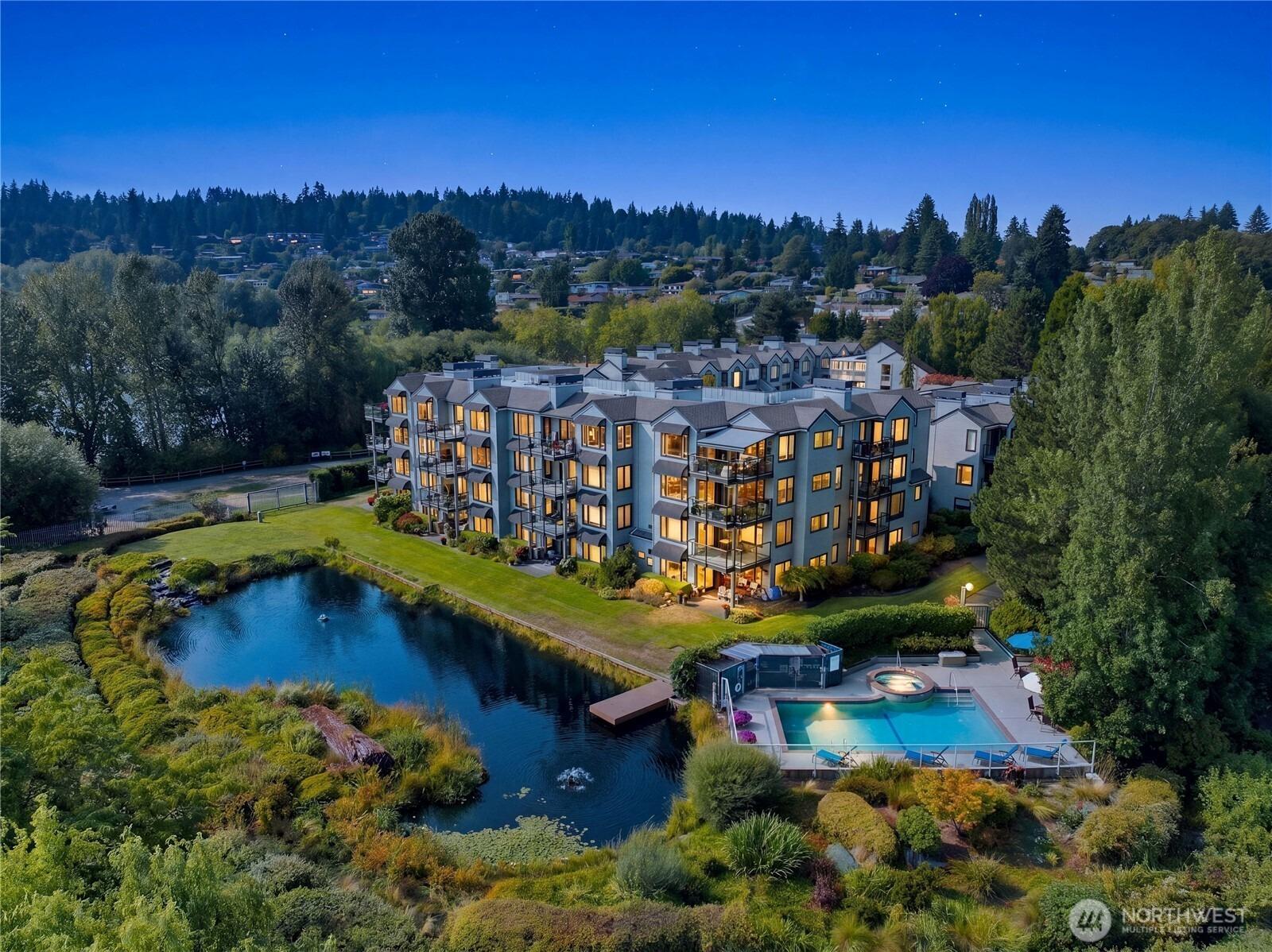 Ne 175th St, Kenmore, WA 98028