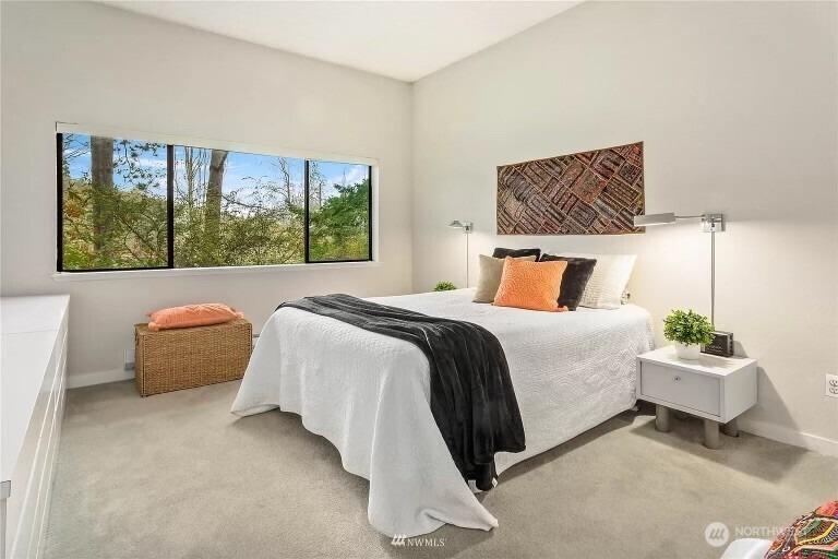 Se 34th St, Mercer Island, WA 98040
