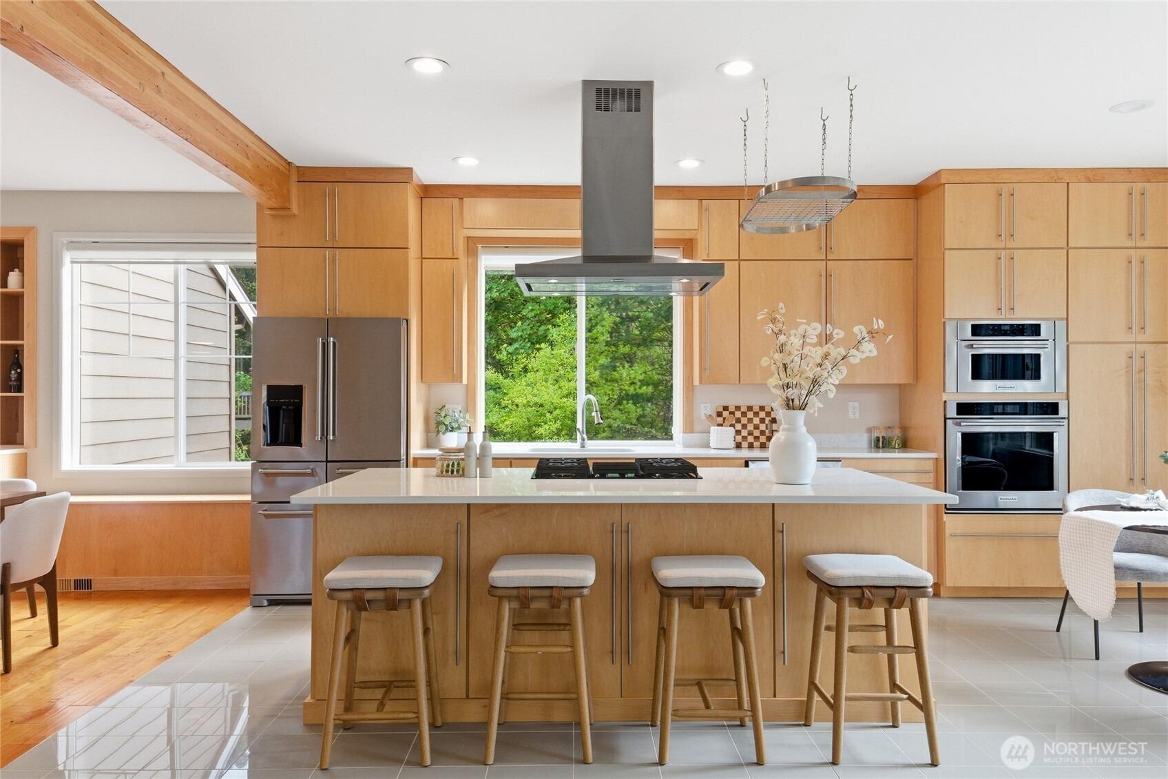 163rd Pl Se, Bellevue, WA 98006