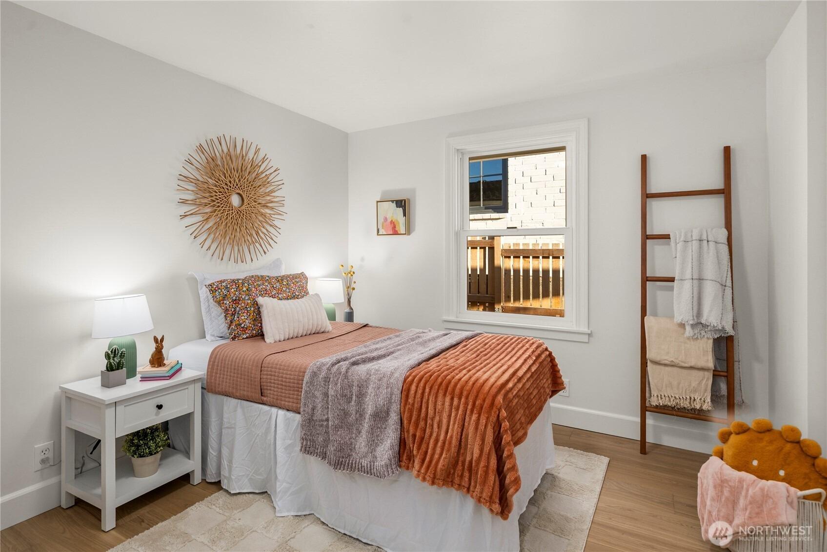 43rd Ave W, Seattle, WA 98199
