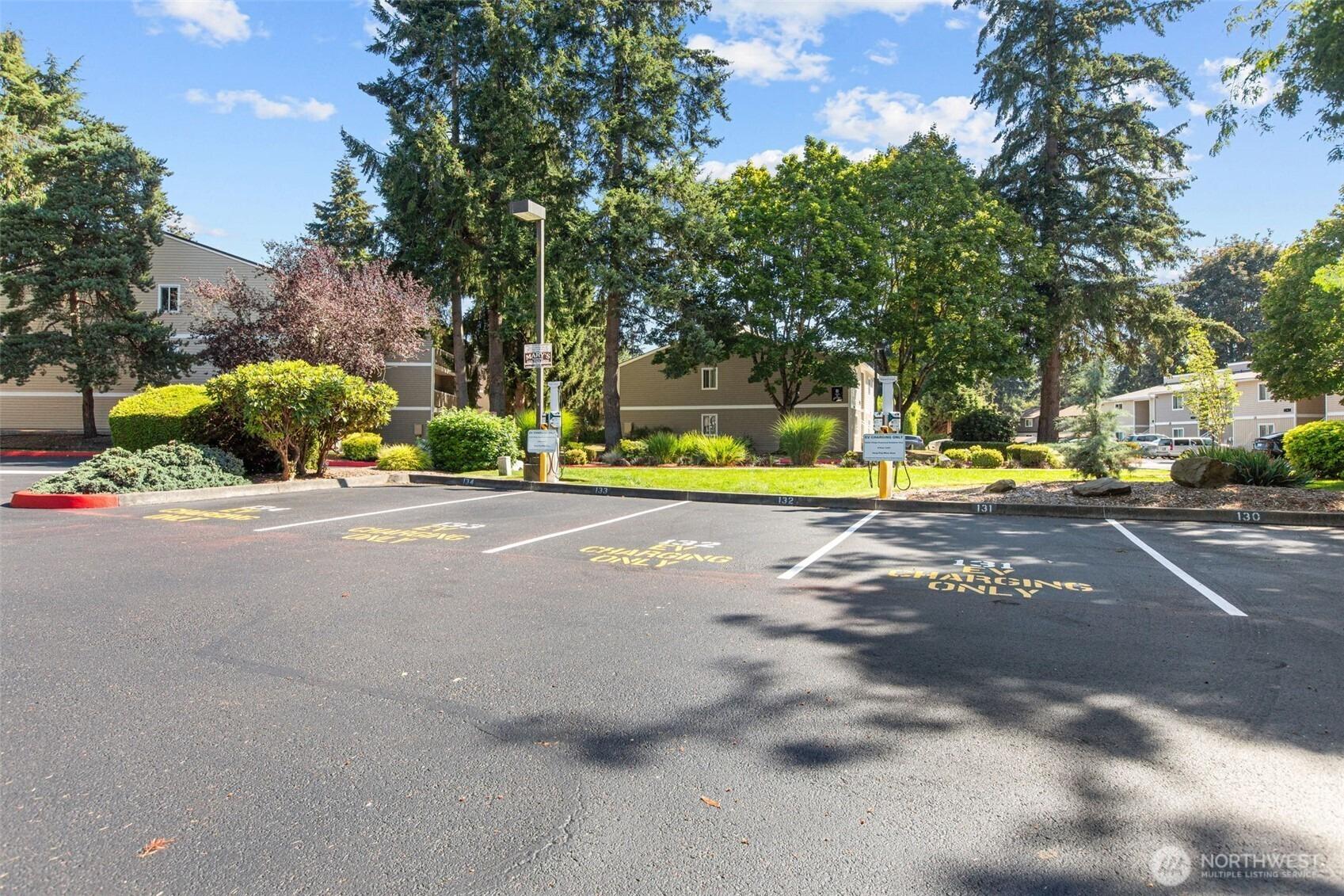 Ne 130th Ct, Kirkland, WA 98034