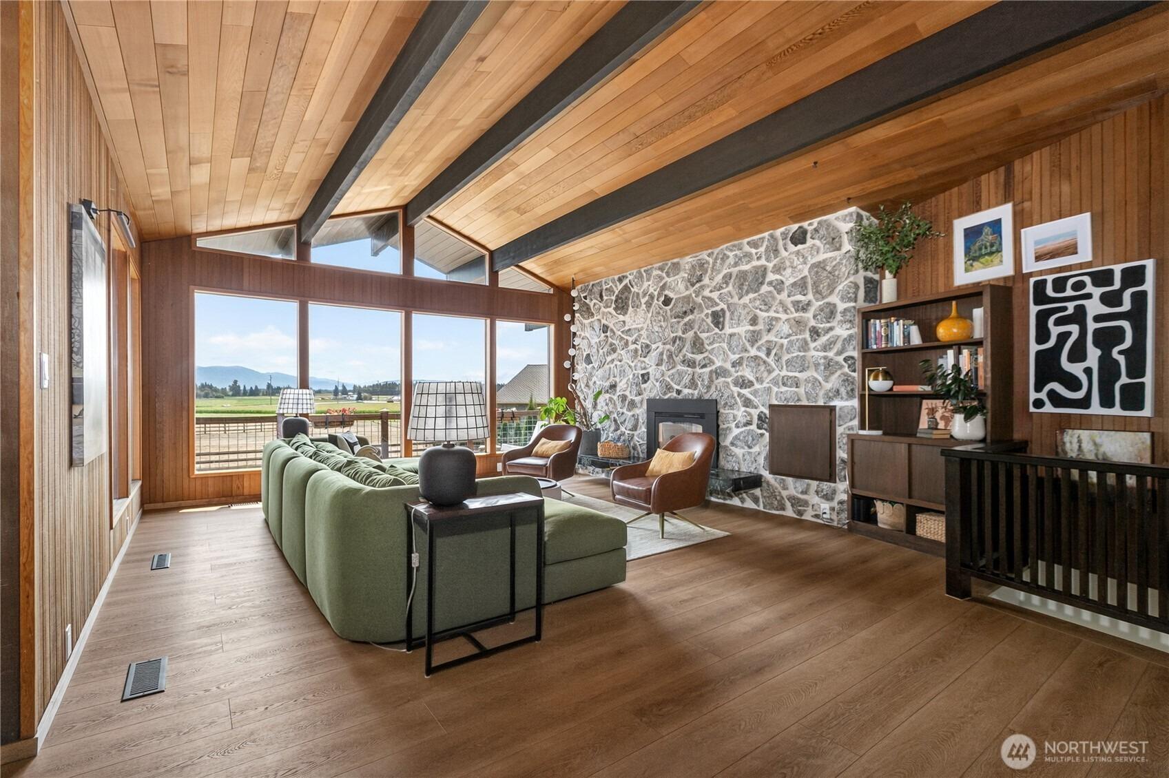 E Wiser Lake Rd, Lynden, WA 98264