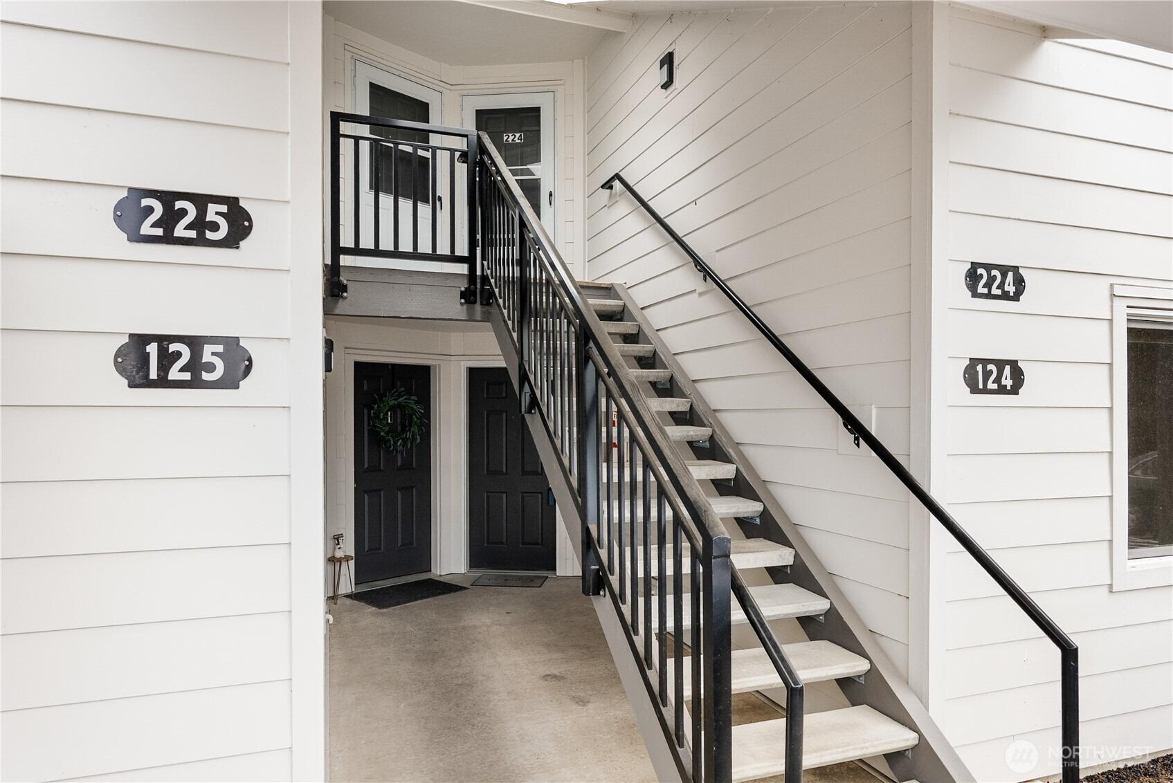 Wintergreen Ln, Bellingham, WA 98226
