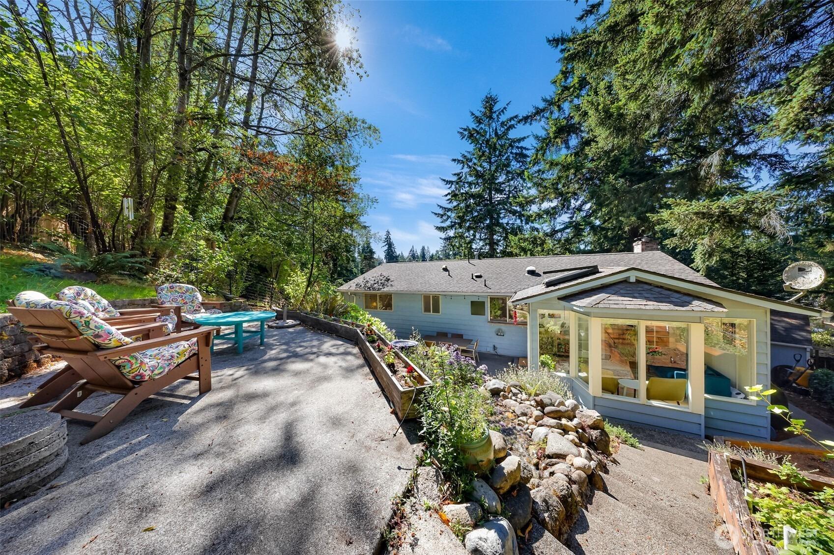 104th Ave W, Edmonds, WA 98020