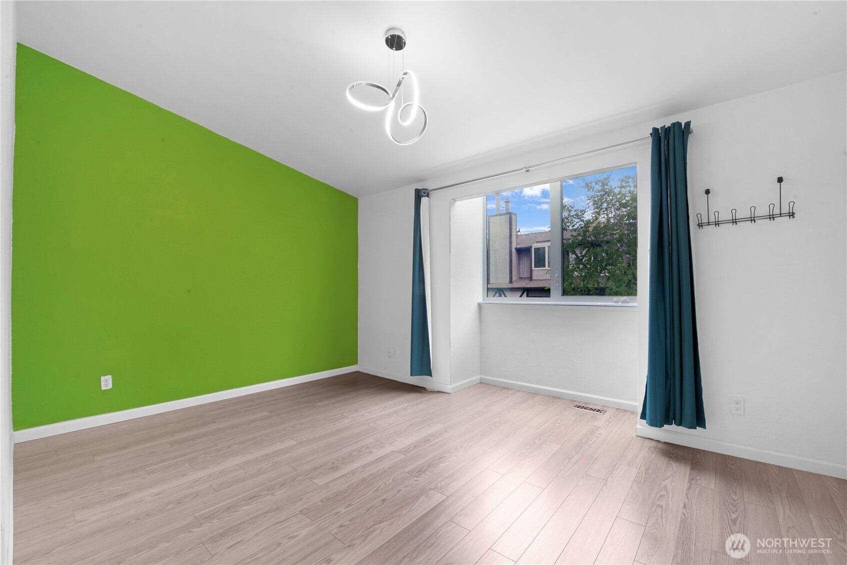 Sw 112th St, Seattle, WA 98146