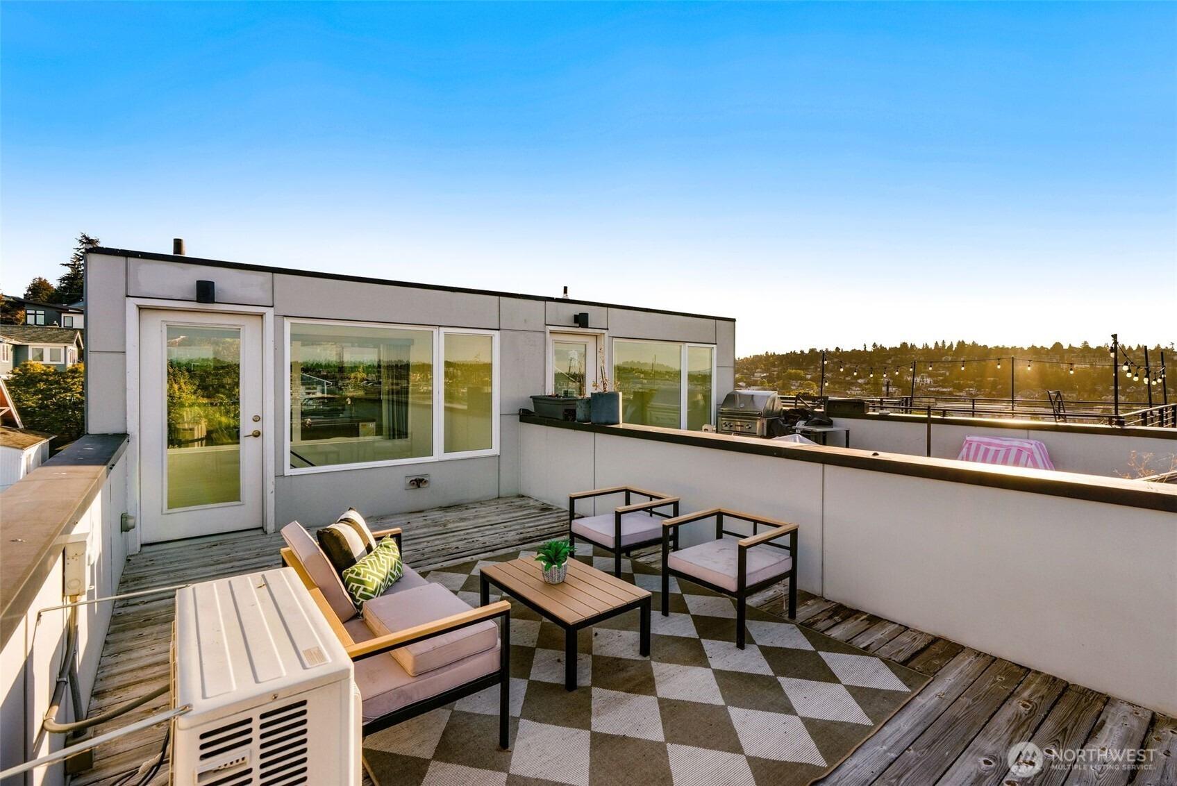 W Emerson St, Seattle, WA 98119