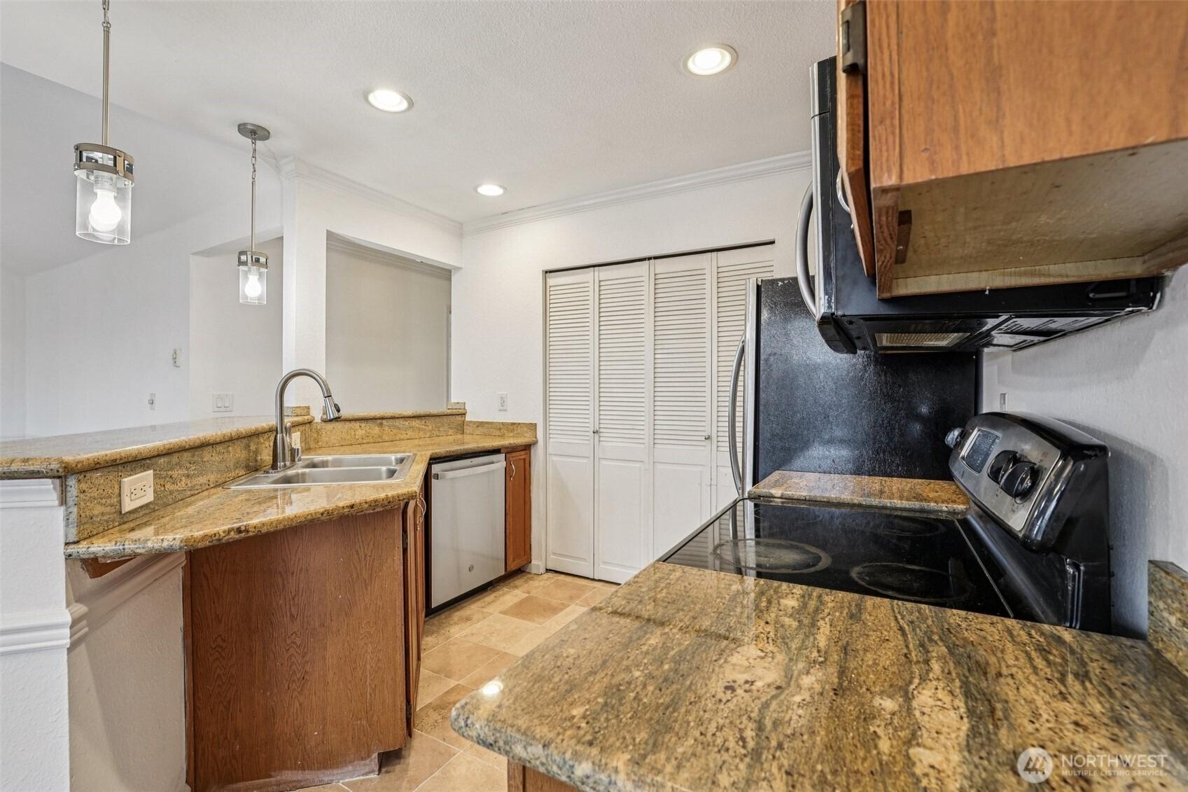 S Villard St, Tacoma, WA 98465