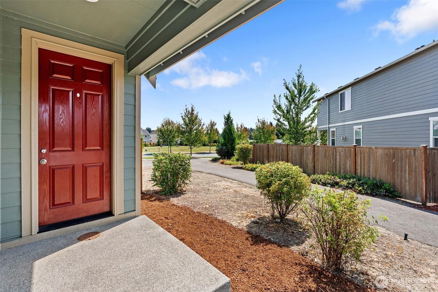 Evie St Se, Lacey, WA 98503