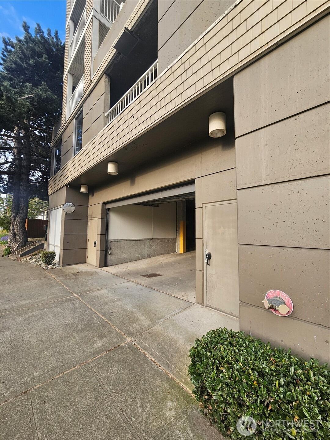 15th Ave W, Seattle, WA 98119