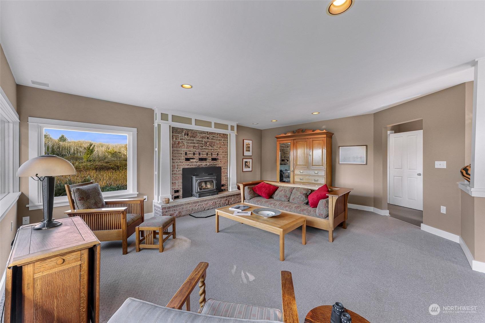 Tuttle Ln, Lummi Island, WA 98262