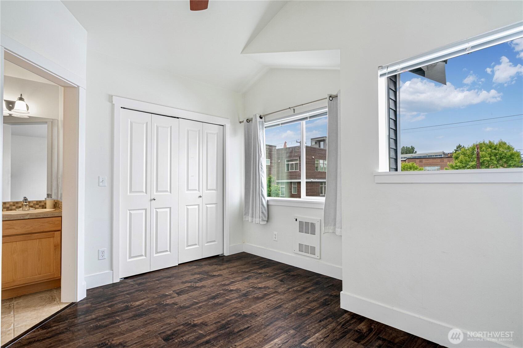 Nw 64th St, Seattle, WA 98107