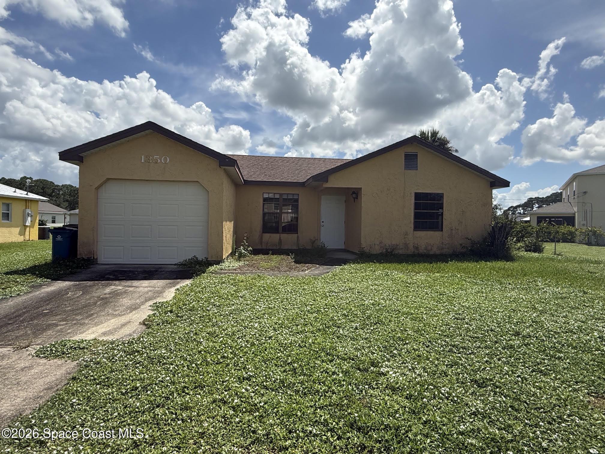 Lotus St Se, Palm Bay, FL 32909