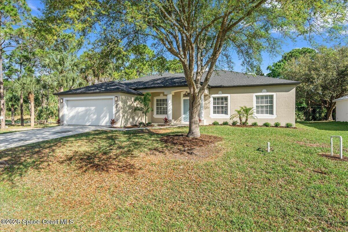 Firethorn Rd Nw, Palm Bay, FL 32907