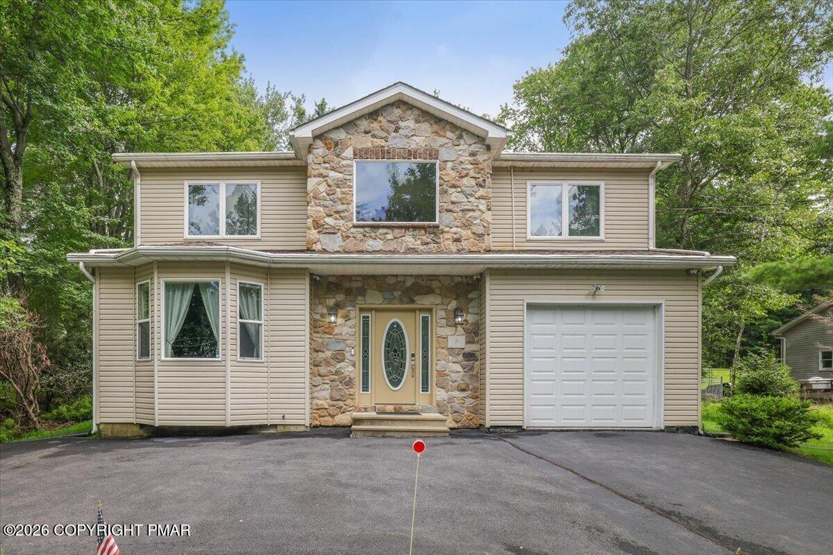 Tamarack Trl, Pocono Summit, PA 18346