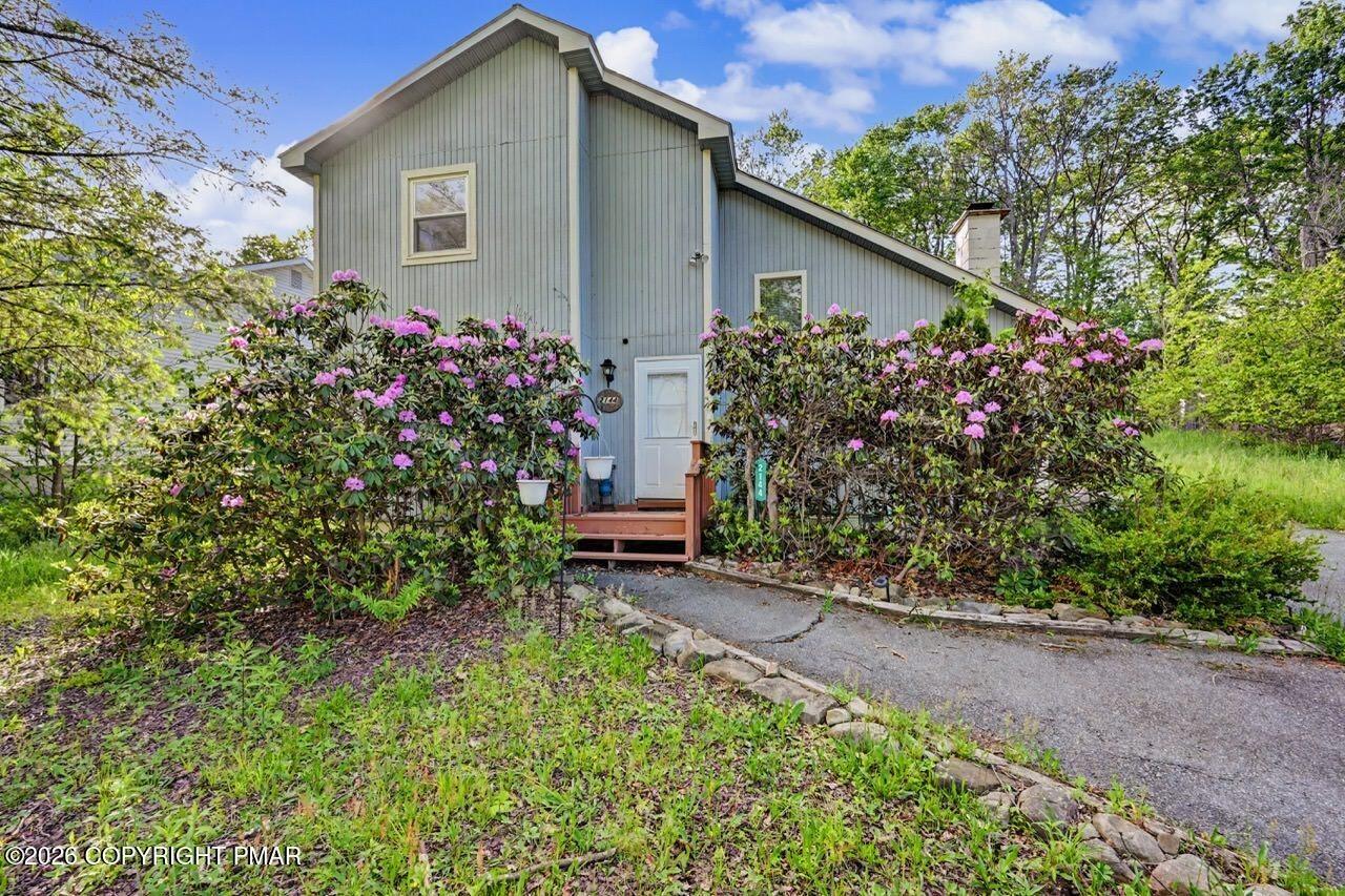 Onondaga Way, Tobyhanna, PA 18466