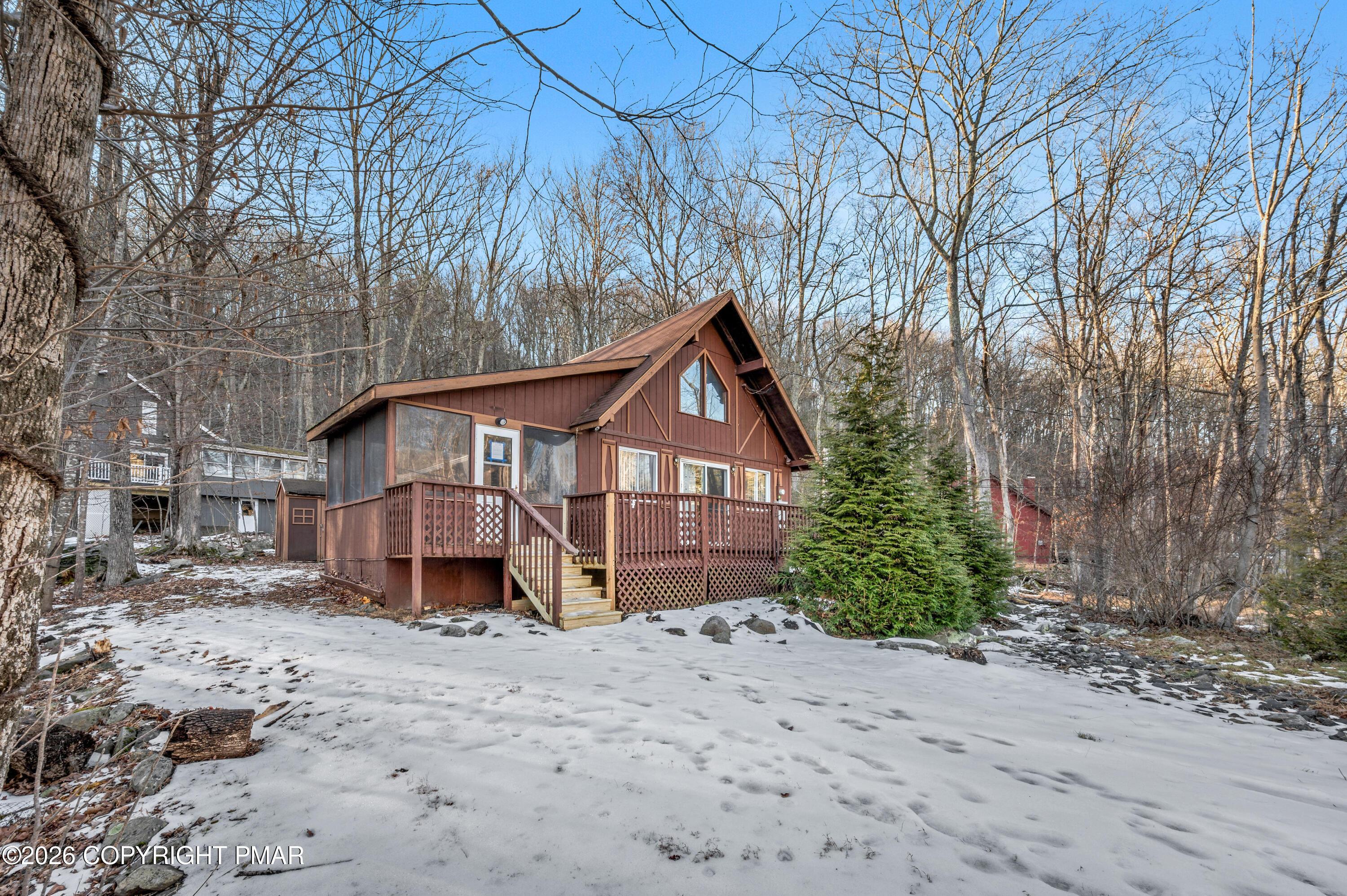 Decker Rd, Bushkill, PA 18324