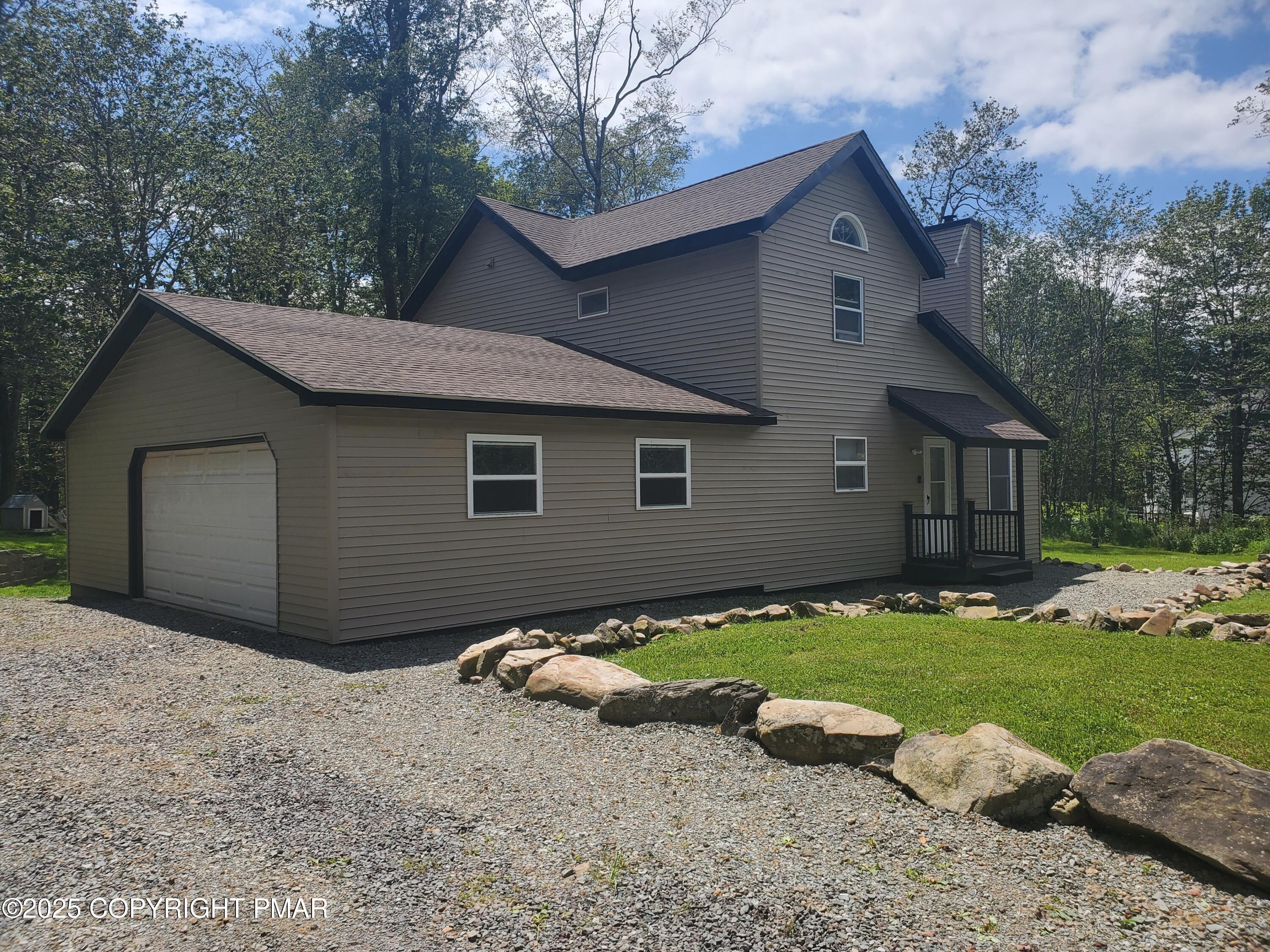 Horn Owl Ln, Tobyhanna, PA 18466